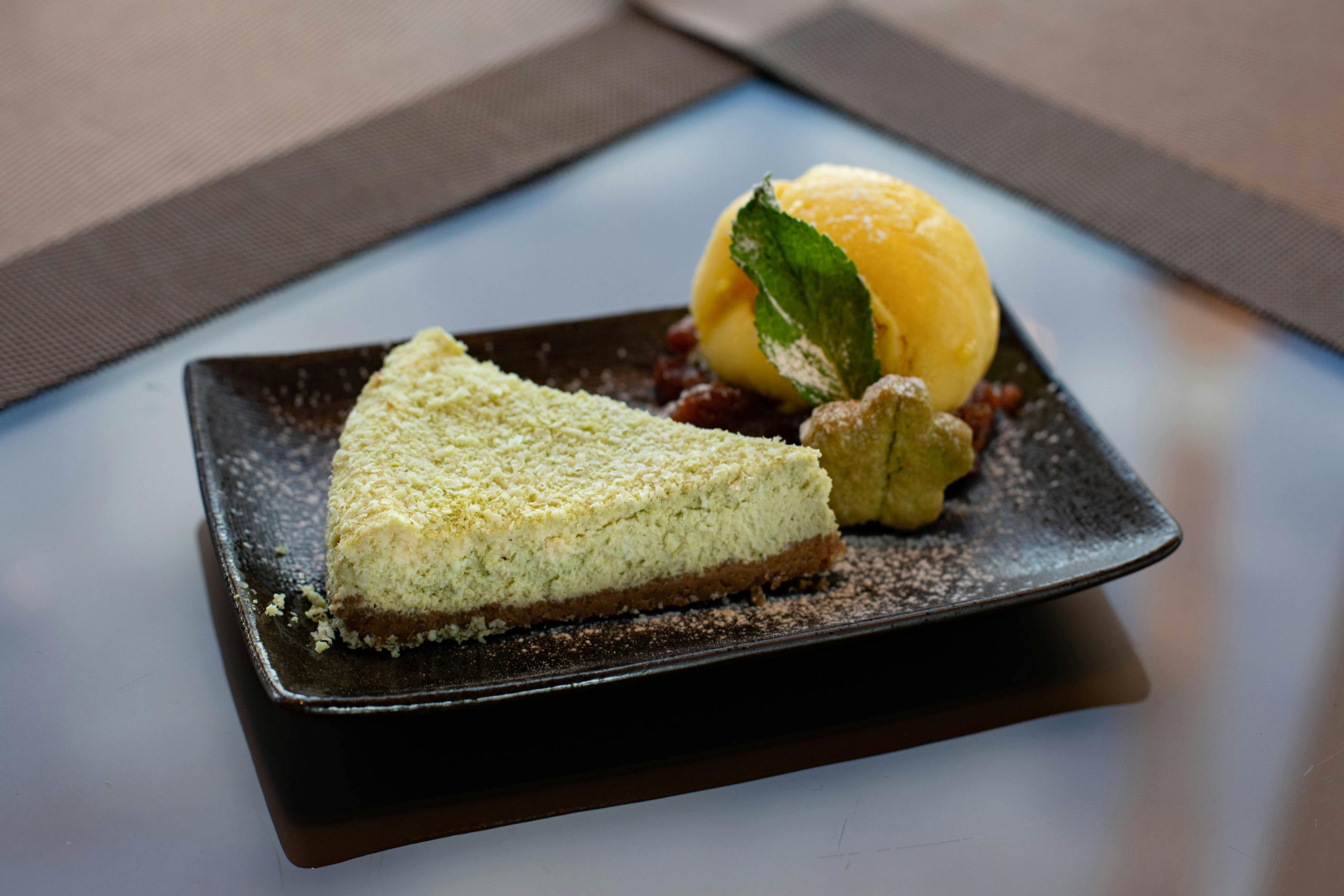 Tarta de queso y pistacho en freidora de aire