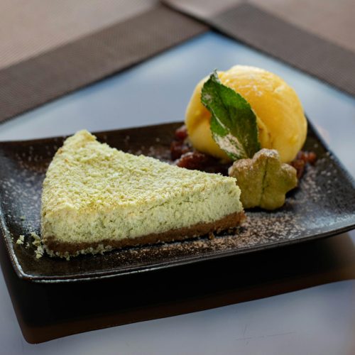 Tarta de queso y pistacho en freidora de aire